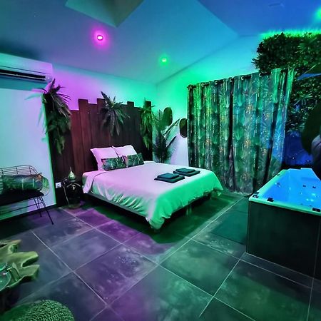 La Jungle Room Rognac Dış mekan fotoğraf