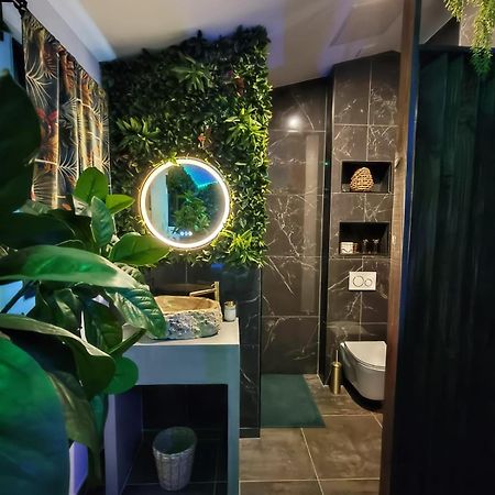 La Jungle Room Rognac Dış mekan fotoğraf